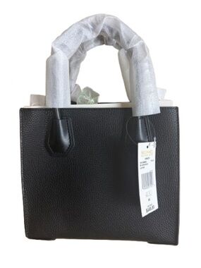 NWT, Michael Kors leather Mercer bag, medium